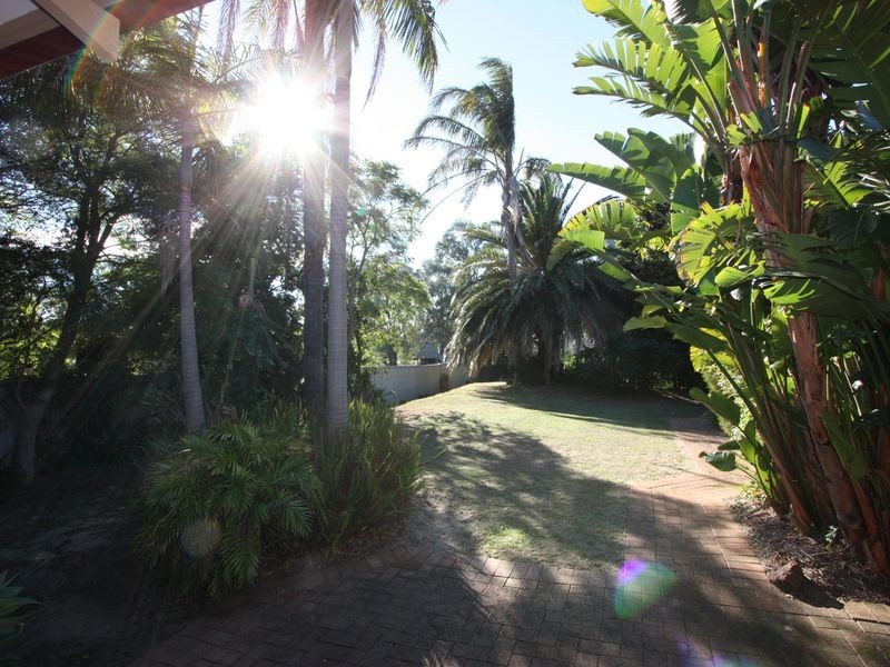 26 Winsor Road, Kalamunda WA 6076