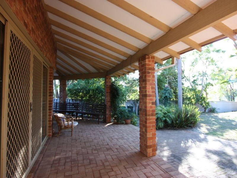 26 Winsor Road, Kalamunda WA 6076