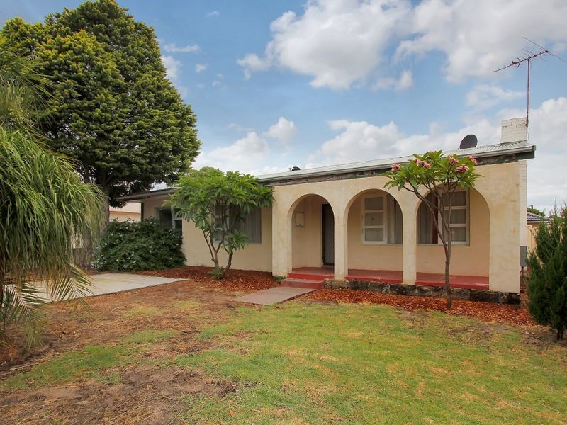 18 Richards Road, High Wycombe WA 6057