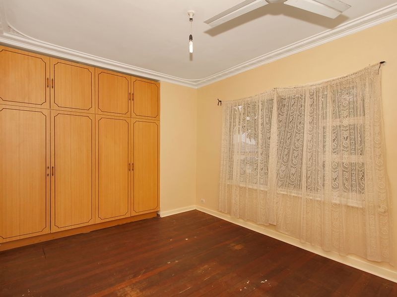 18 Richards Road, High Wycombe WA 6057