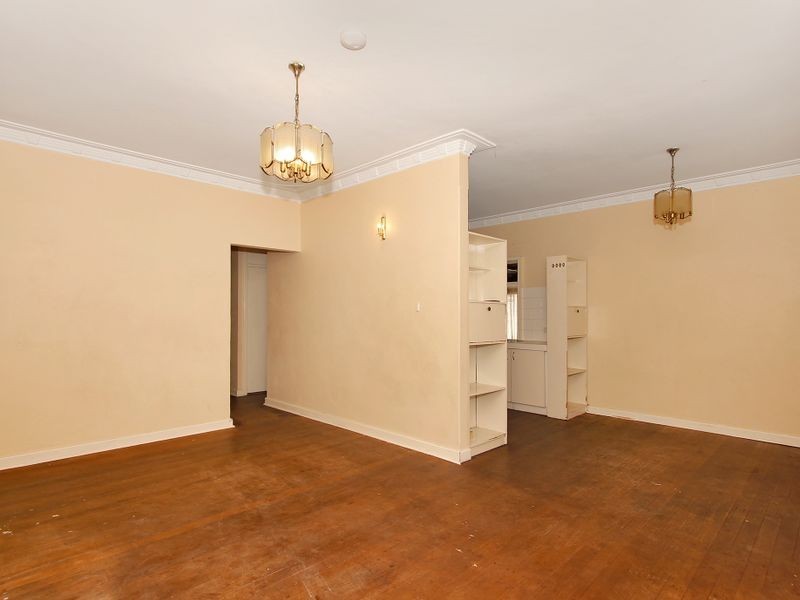 18 Richards Road, High Wycombe WA 6057