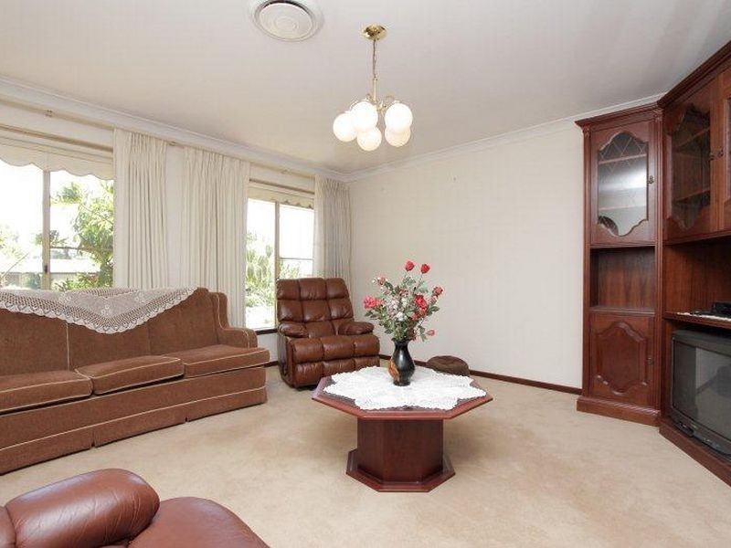 130 Jones Street, Stirling WA 6021