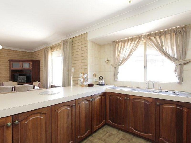 130 Jones Street, Stirling WA 6021