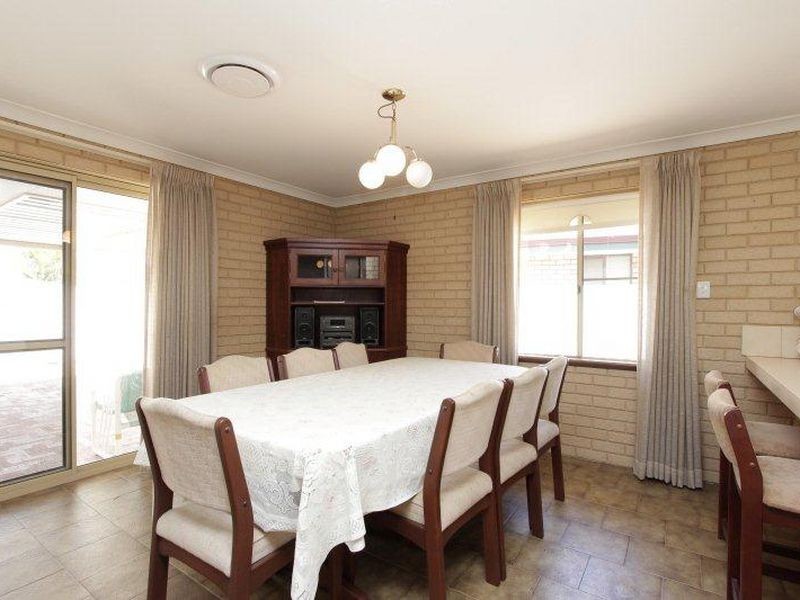 130 Jones Street, Stirling WA 6021