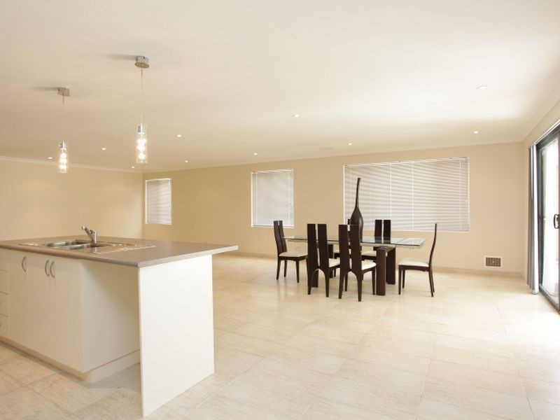 6 Milan Avenue, Wanneroo WA 6065