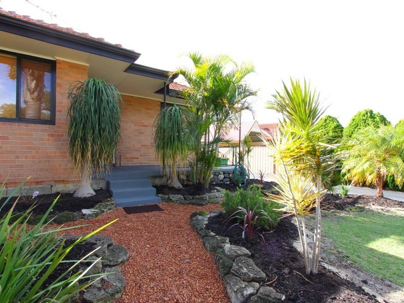 72 Sebastian Crescent, Coolbellup WA 6163