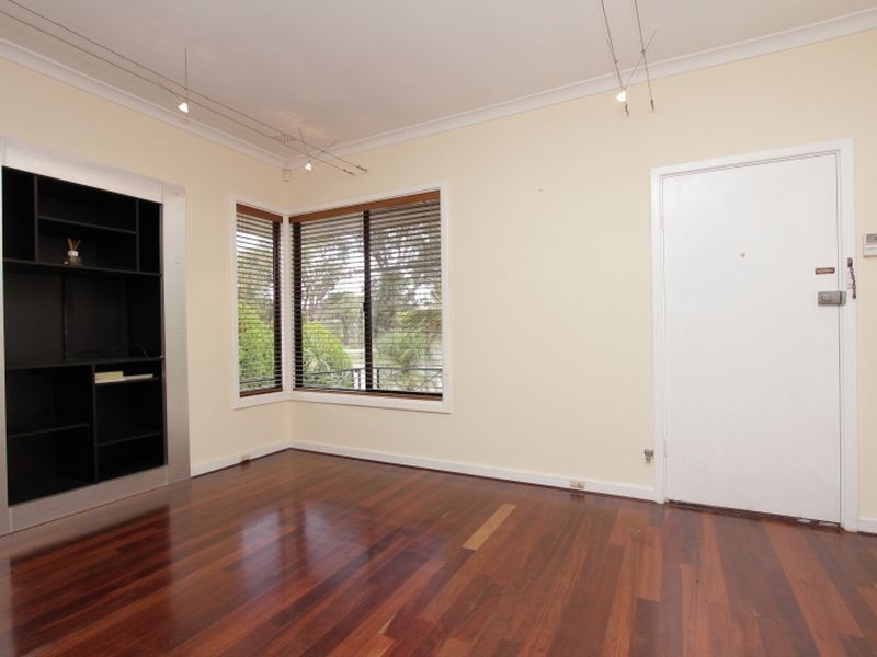 72 Sebastian Crescent, Coolbellup WA 6163