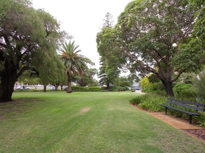 24/8 Prowse Street, West Perth WA 6005