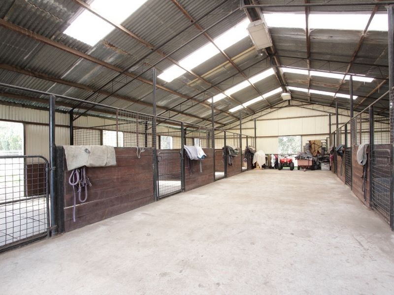 4620 Richardson Road, Stoneville WA 6081