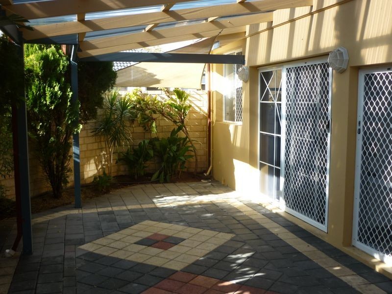 111A Ravenswood Drive, Westminster WA 6061