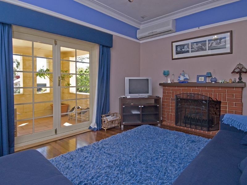 16 Kennard Street, Kensington WA 6151