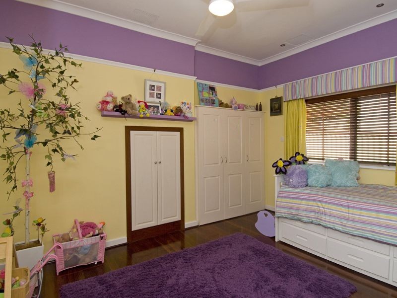 16 Kennard Street, Kensington WA 6151