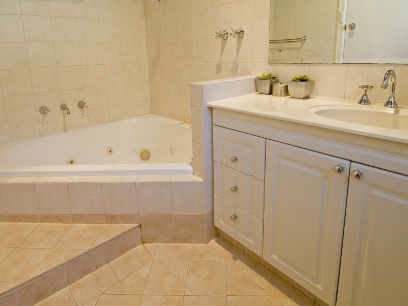 16 Kennard Street, Kensington WA 6151