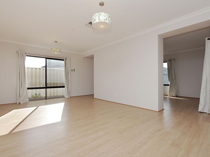 19 Dunlin Gardens, Beechboro WA 6063