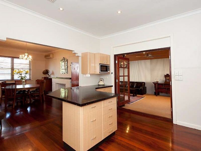 49 Edgecumbe Street, Como WA 6152