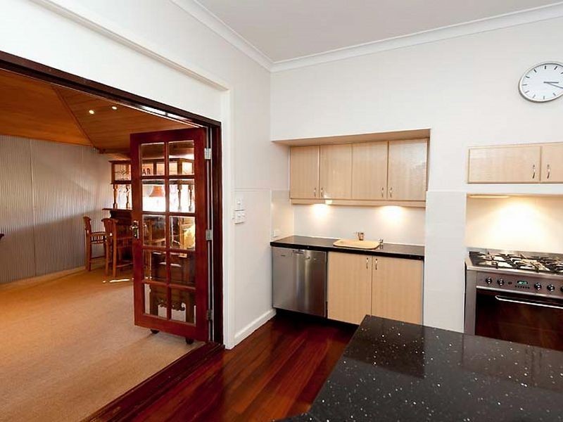 49 Edgecumbe Street, Como WA 6152