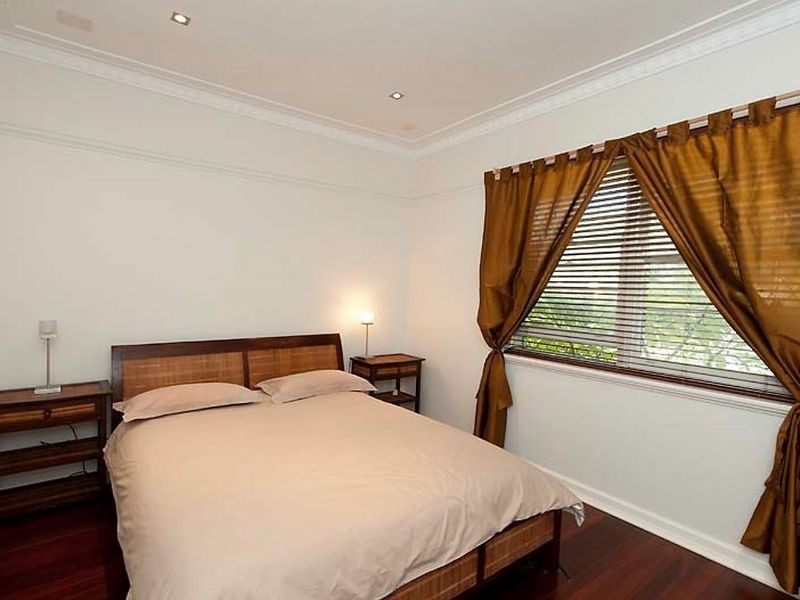 49 Edgecumbe Street, Como WA 6152