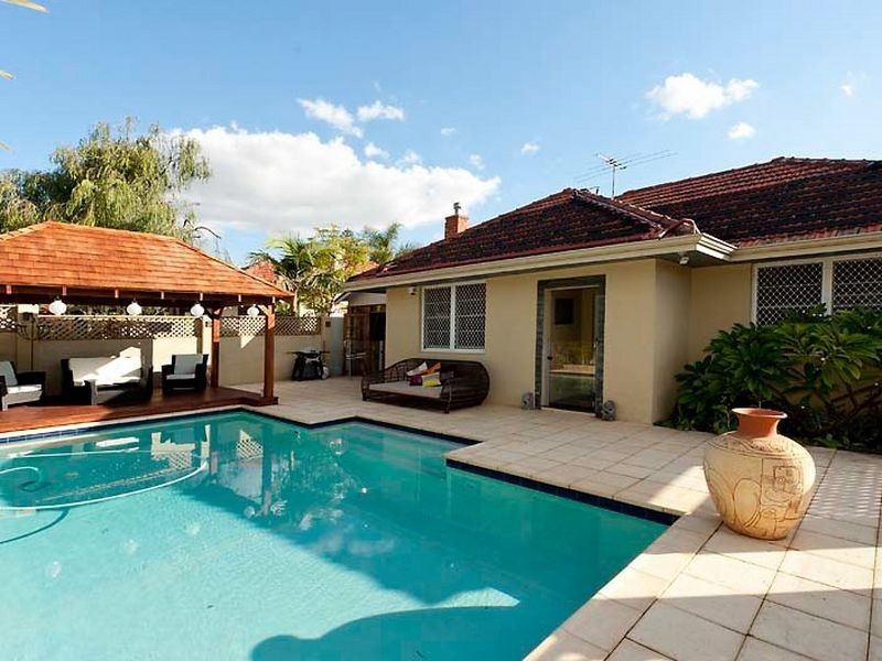 49 Edgecumbe Street, Como WA 6152