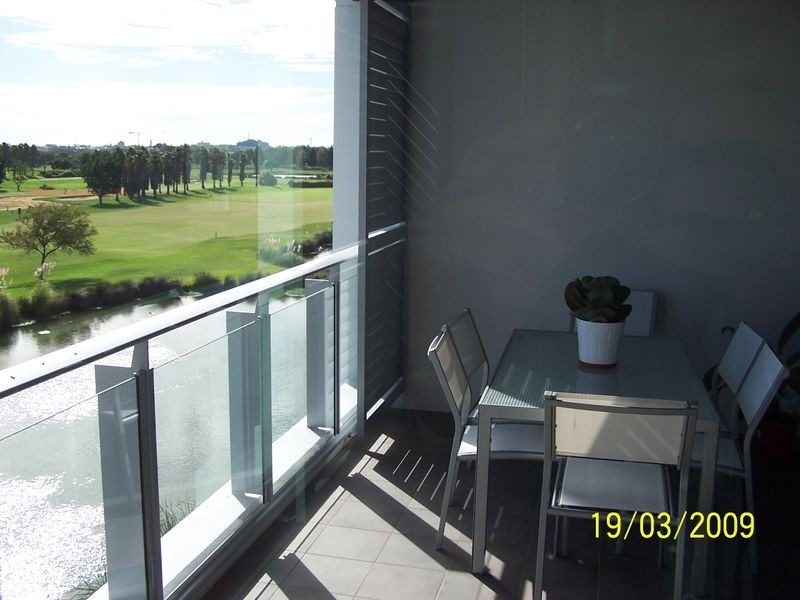 30/23 Bow River Crescent, Burswood WA 6100