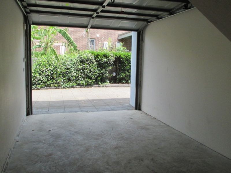 2/317 Blaxcell Street, Granville NSW 2142