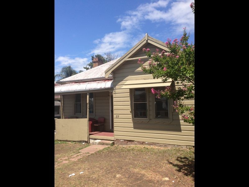 77 Woodville Road, Granville NSW 2142