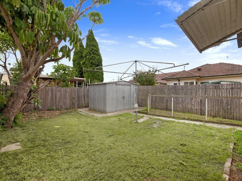 6 The Avenue, Granville NSW 2142
