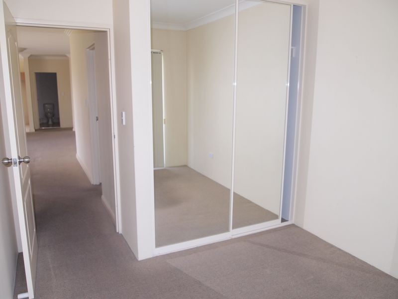 12/22 Blaxcell Street, Granville NSW 2142