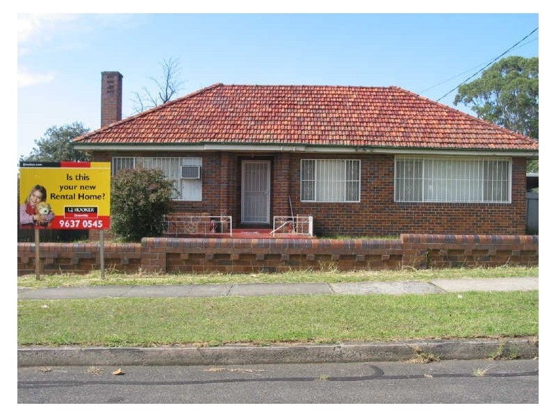 8 Montgomery Avenue, Granville NSW 2142