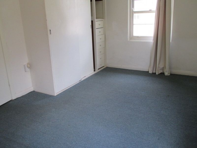 8 Montgomery Avenue, Granville NSW 2142