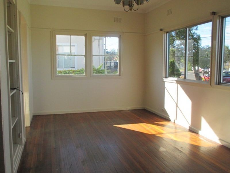 218 Excelsior Street, Guildford NSW 2161