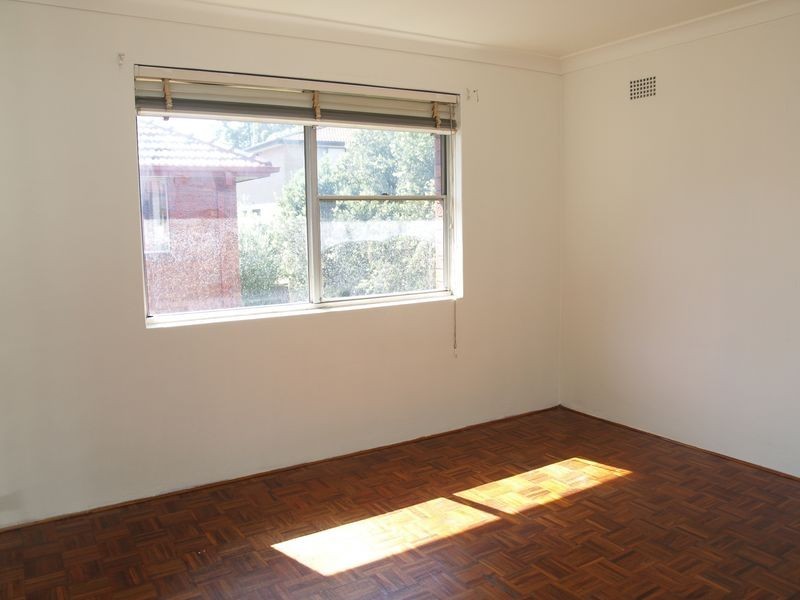 8/19 Blaxcell Street, Granville NSW 2142