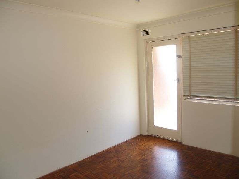 8/19 Blaxcell Street, Granville NSW 2142