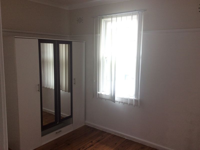 18 Gladys Crescent, Seven Hills NSW 2147