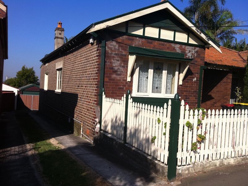 98 William Street, Granville NSW 2142