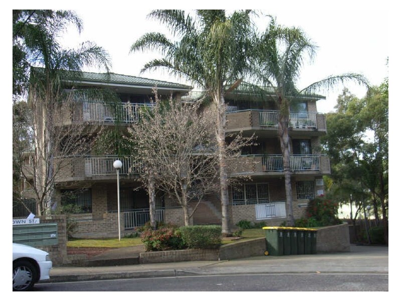 13/3-7 Crown Street, Granville NSW 2142