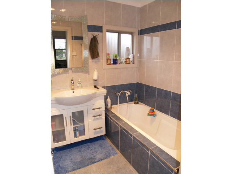 1 Dellwood Street, Granville NSW 2142