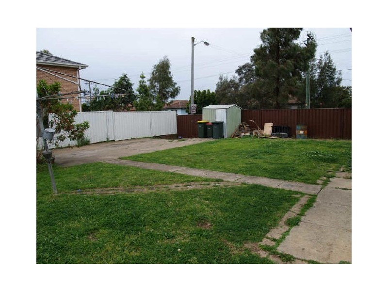 1 Dellwood Street, Granville NSW 2142