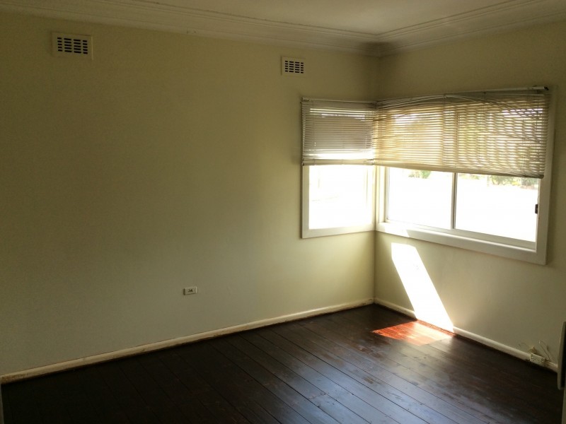 11 Hunt Street, Guildford NSW 2161