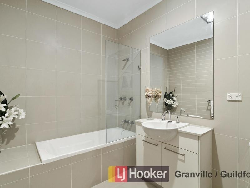 4/2 Talbot Road, Guildford NSW 2161