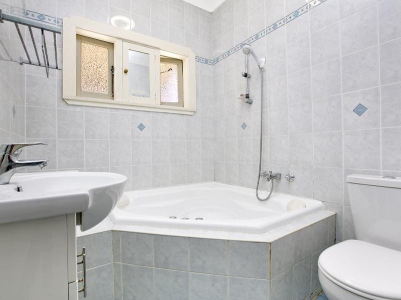 8 Diamond Avenue, Granville NSW 2142