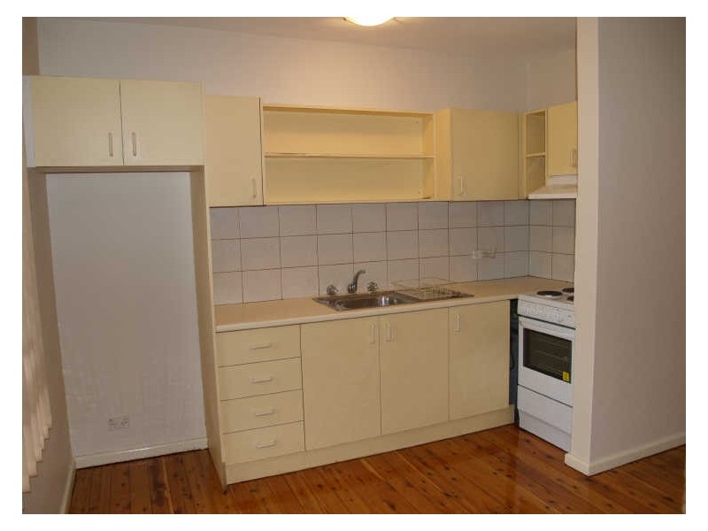 1/137 Military Road, Guildford NSW 2161