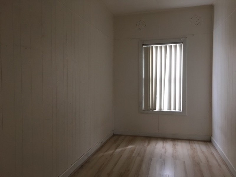 194 Blaxcell Street, Granville NSW 2142