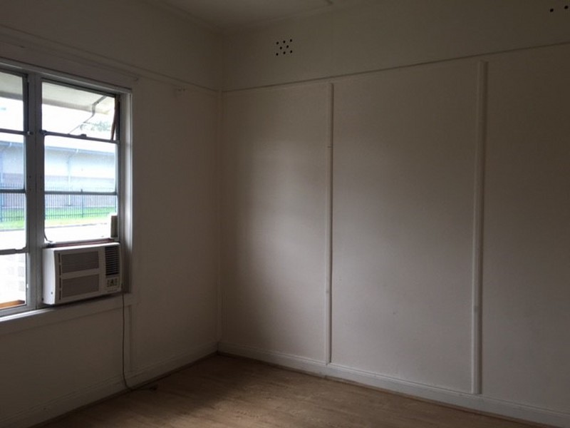 194 Blaxcell Street, Granville NSW 2142