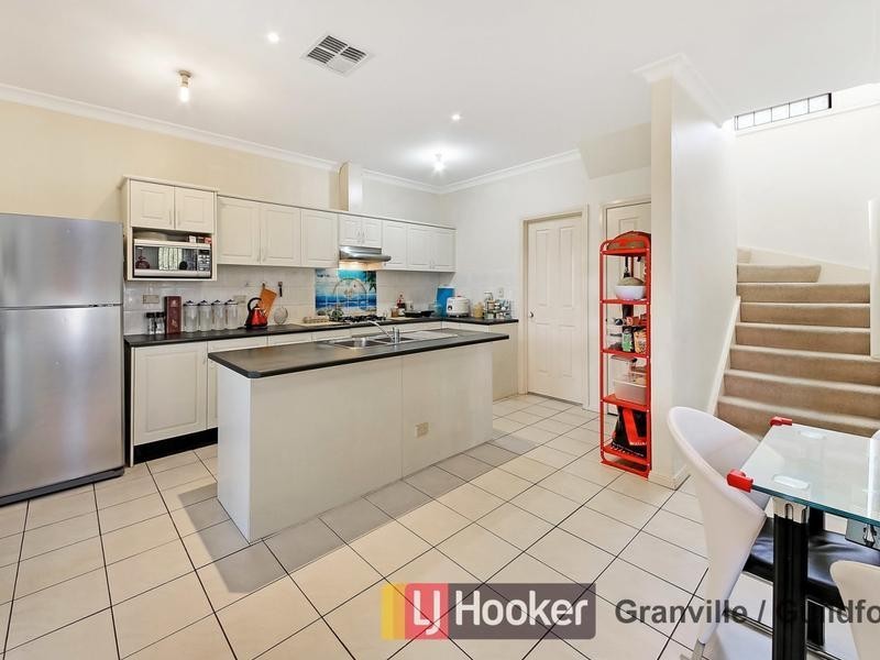 11 Carrington Road, Guildford NSW 2161