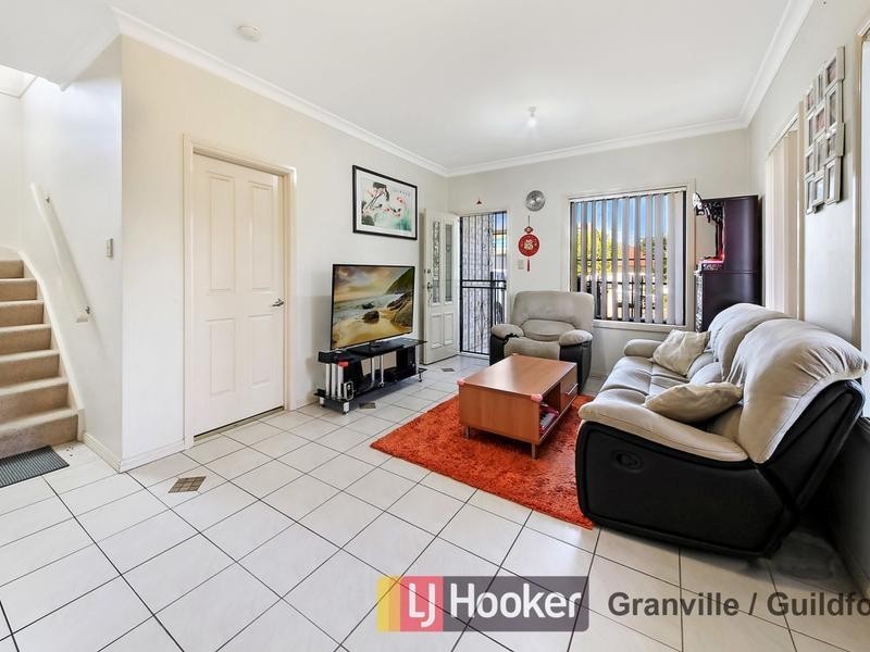 11 Carrington Road, Guildford NSW 2161