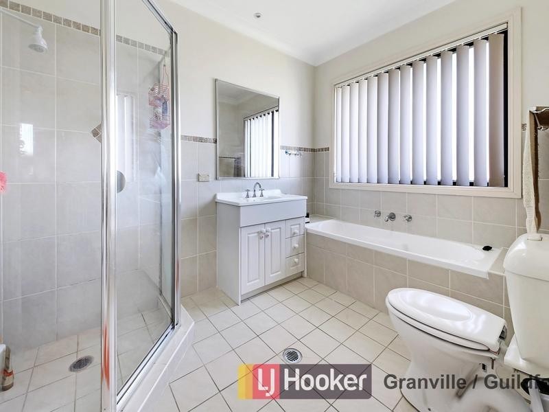 11 Carrington Road, Guildford NSW 2161