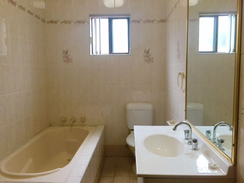 124 Railway Parade, Granville NSW 2142