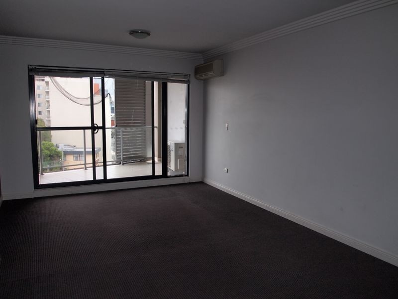 613/31-37 Hassall Street, Parramatta NSW 2150