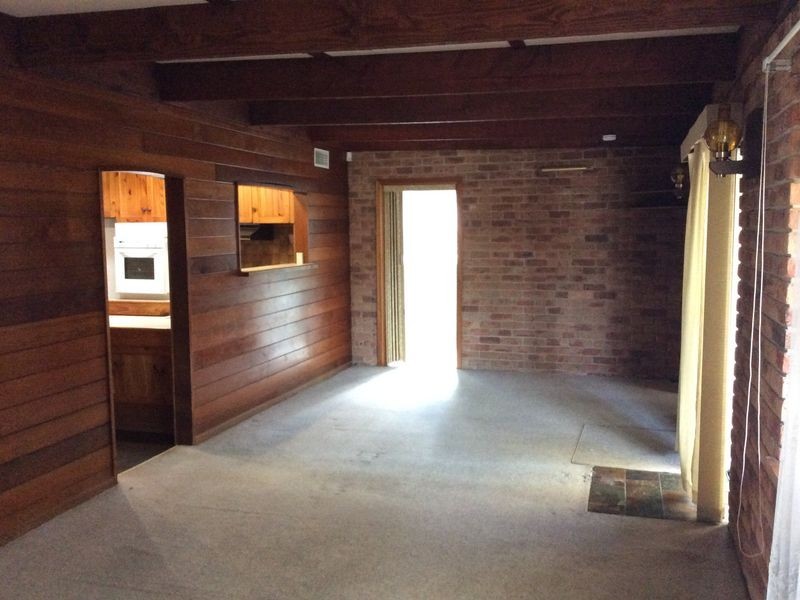 6 Jacaranda Drive, Georges Hall NSW 2198