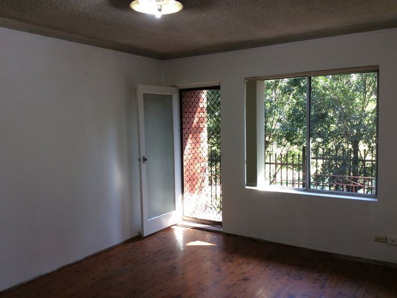 2/6 Maud Street, Granville NSW 2142